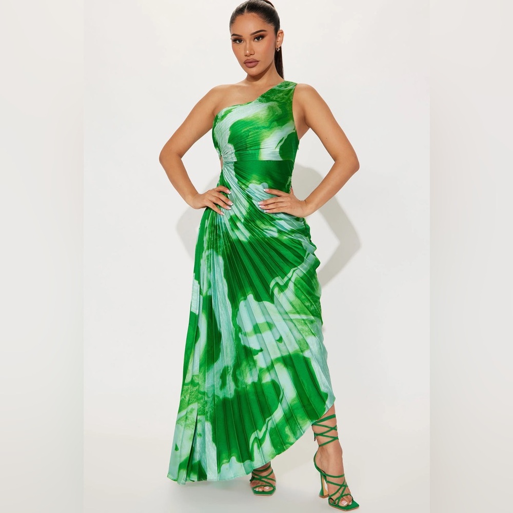 Fashion Nova One-Shoulder Green Pleated Bias Cut Dress